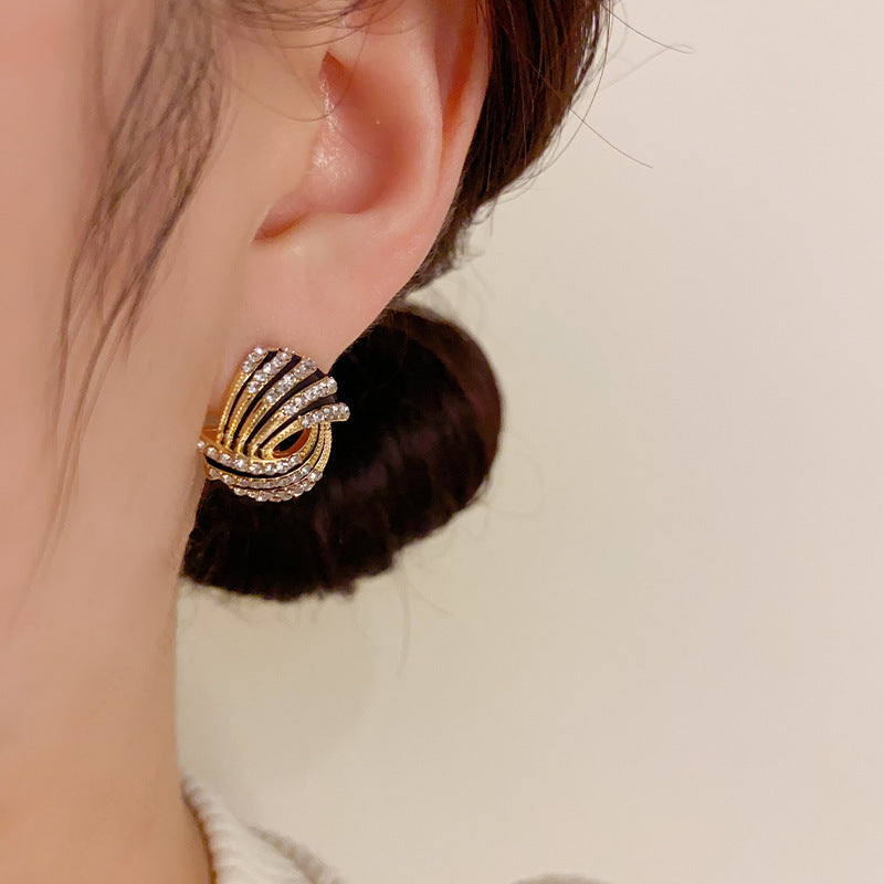 High-grade Simple And Super-flashing Rhinestone Earrings