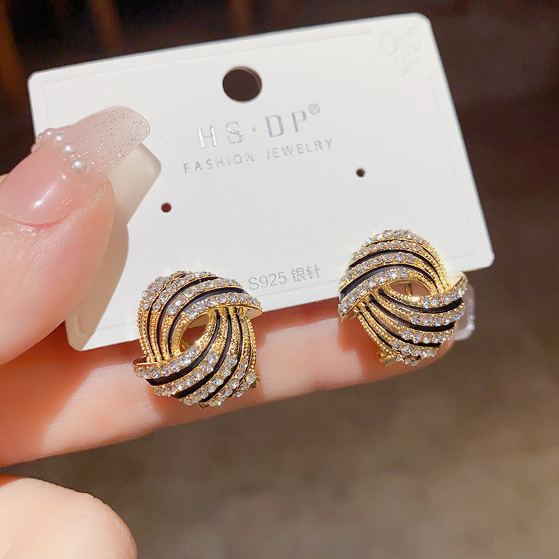 High-grade Simple And Super-flashing Rhinestone Earrings