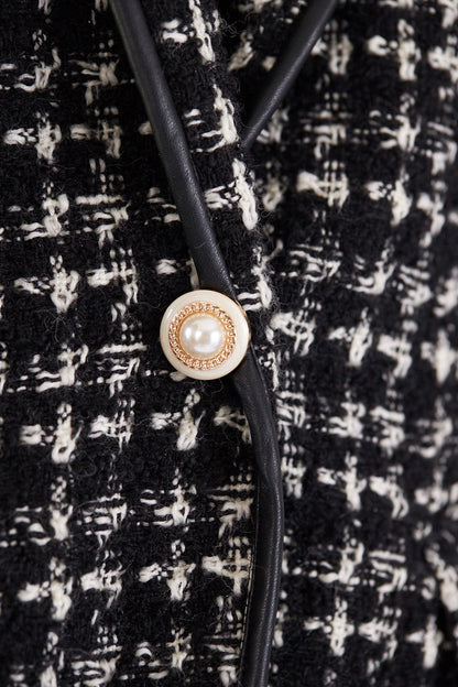 Black & White Tweed Checkers Blazer – Women’s Chic Tailored Jacket
